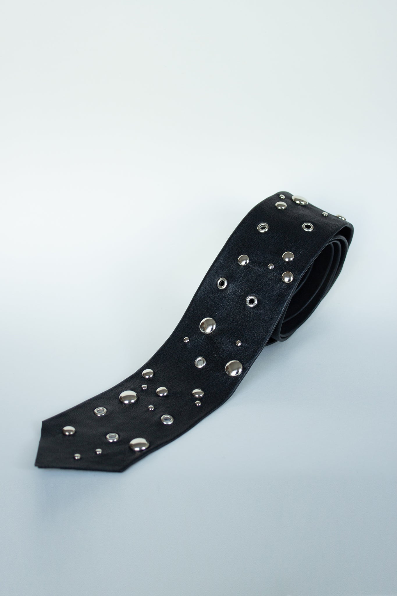 Stud Tie Black