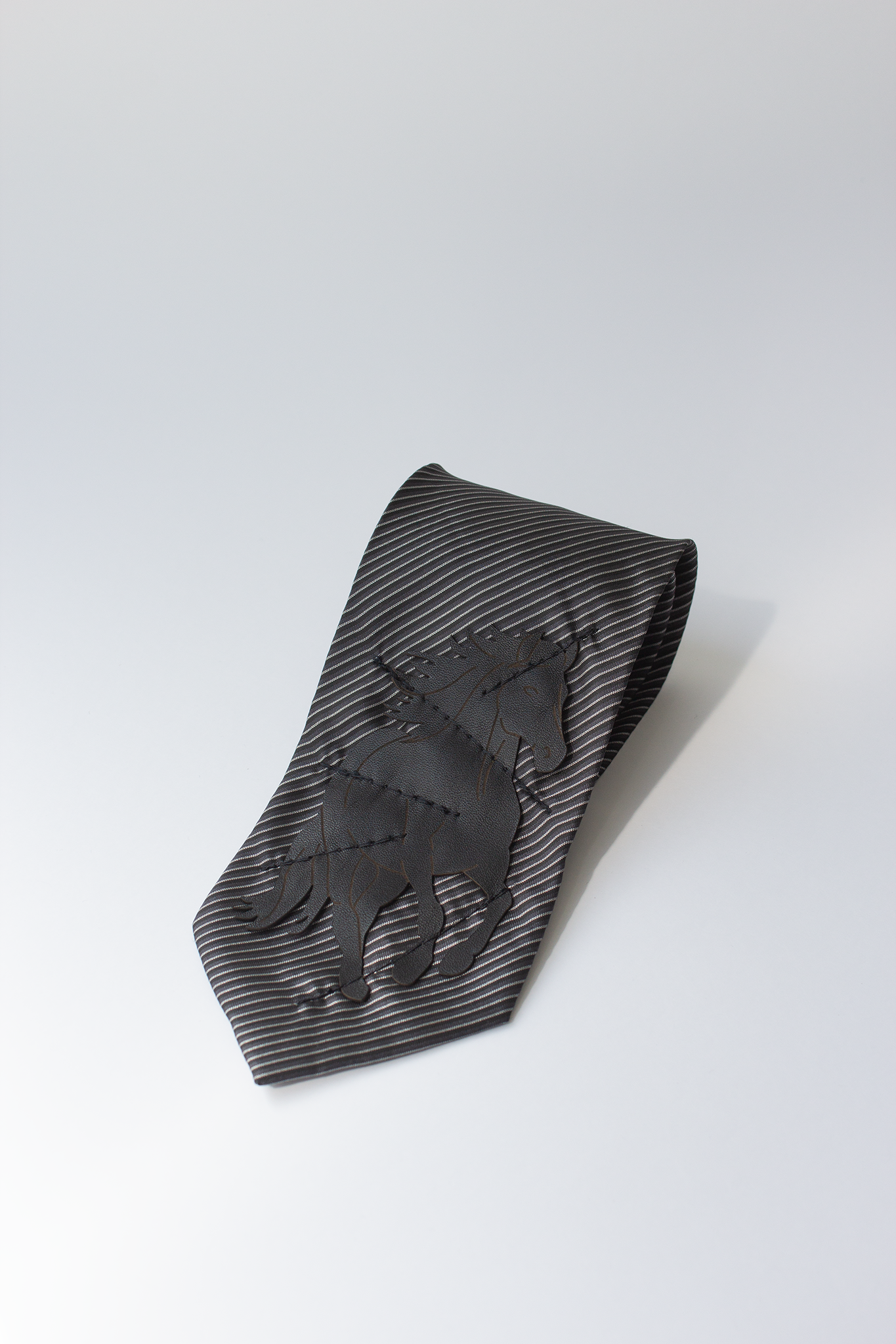 Wild Horses Tie