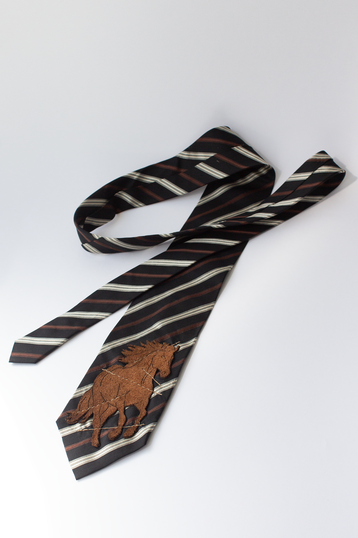 Wild Horses Tie